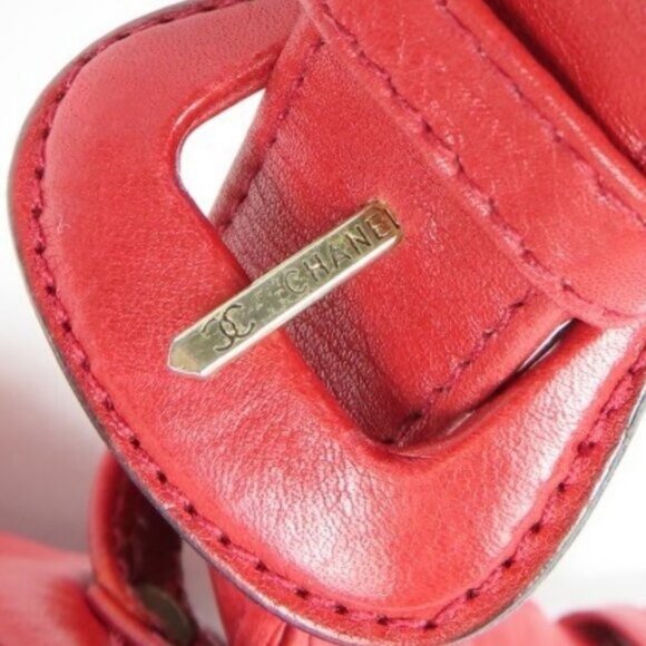 Authentic CHANEL CC Vintage Matelasse Lambskin Waist Pouch Bum Bag Leather Red - Picture 16 of 16